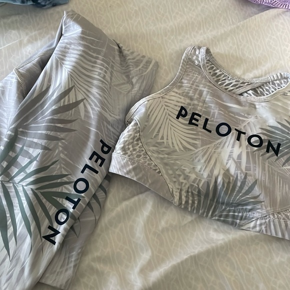 Peloton Tops - Peloton sports bra